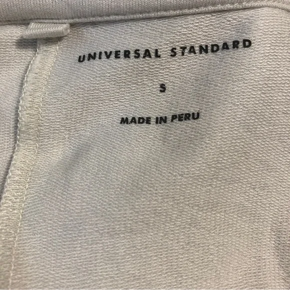 Universal Standard Robe - Picture 4 of 7